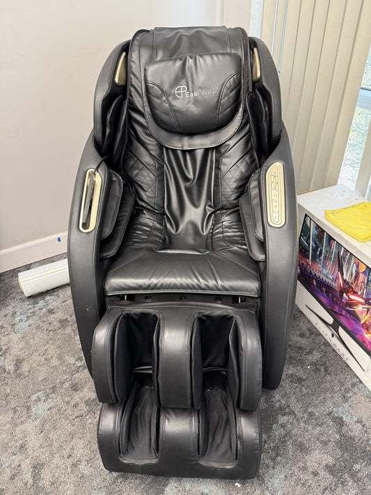 【Llightly Used】EasPearl® R8069 Shiatsu 3D Zero-G Full Body Massage Chair (No.RY0002) - (Certified Pre-Owned)