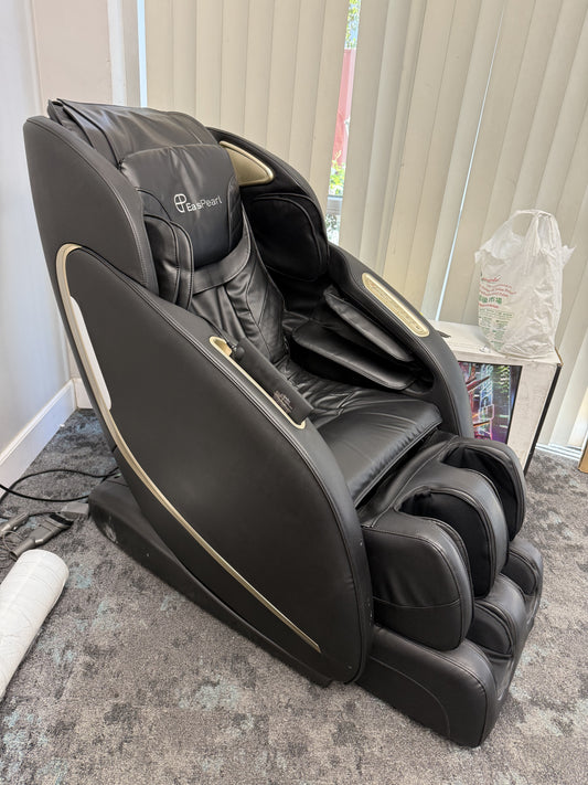 【Llightly Used】EasPearl® R8069 Shiatsu 3D Zero-G Full Body Massage Chair (No.RY0002) - (Certified Pre-Owned)